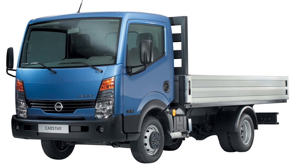 NT400 CABSTAR (F24M) foto