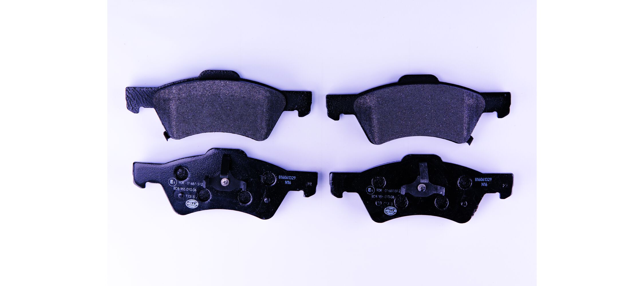 Комплект тормозных колодок, дисковый тормоз - 8DB 355 010-061 HELLA