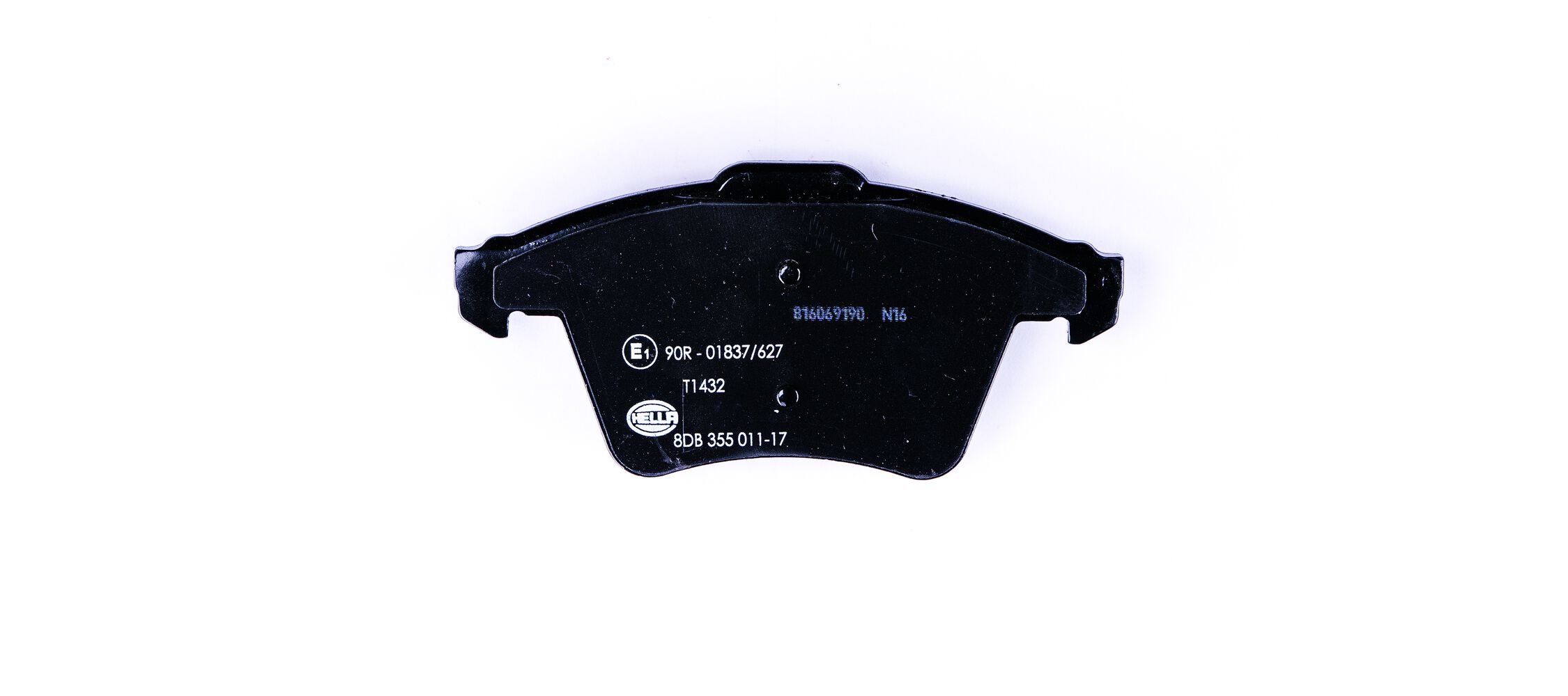 Brake Pad Set, disc brake - 8DB 355 011-171 HELLA