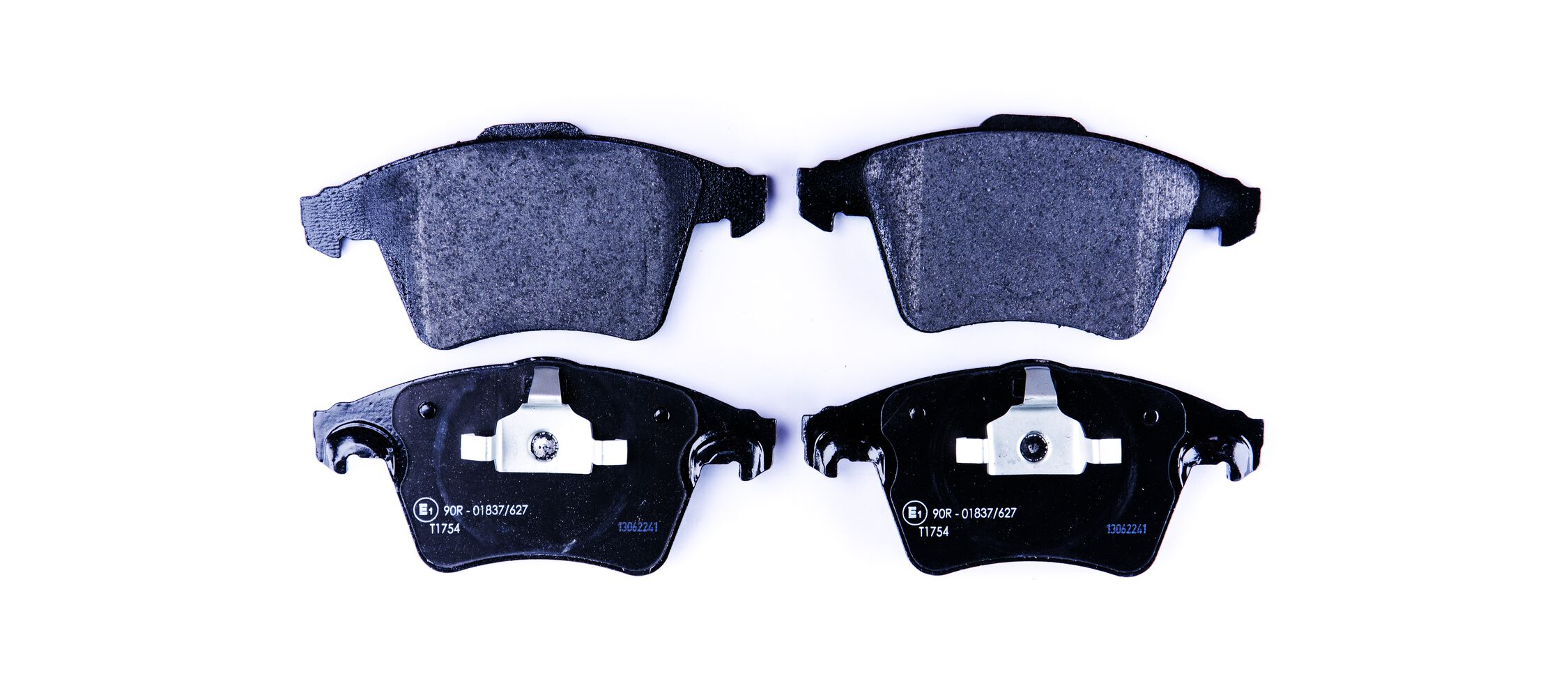 Brake Pad Set, disc brake - 8DB 355 013-811 HELLA