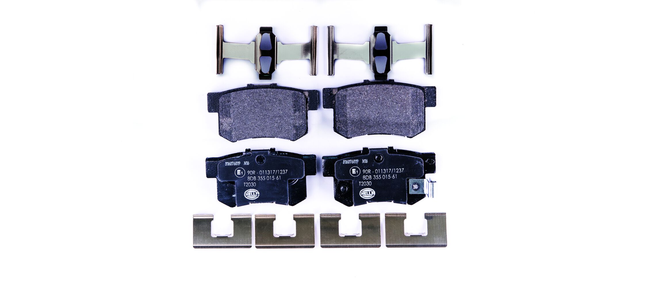 Комплект тормозных колодок, дисковый тормоз - 8DB 355 015-611 HELLA