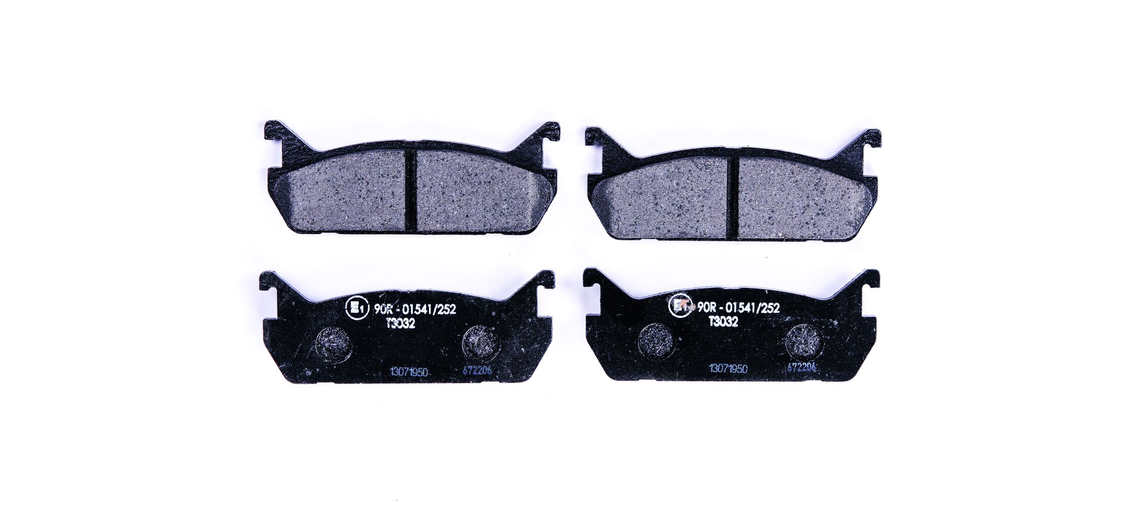 Brake Pad Set, disc brake - 8DB 355 016-601 HELLA
