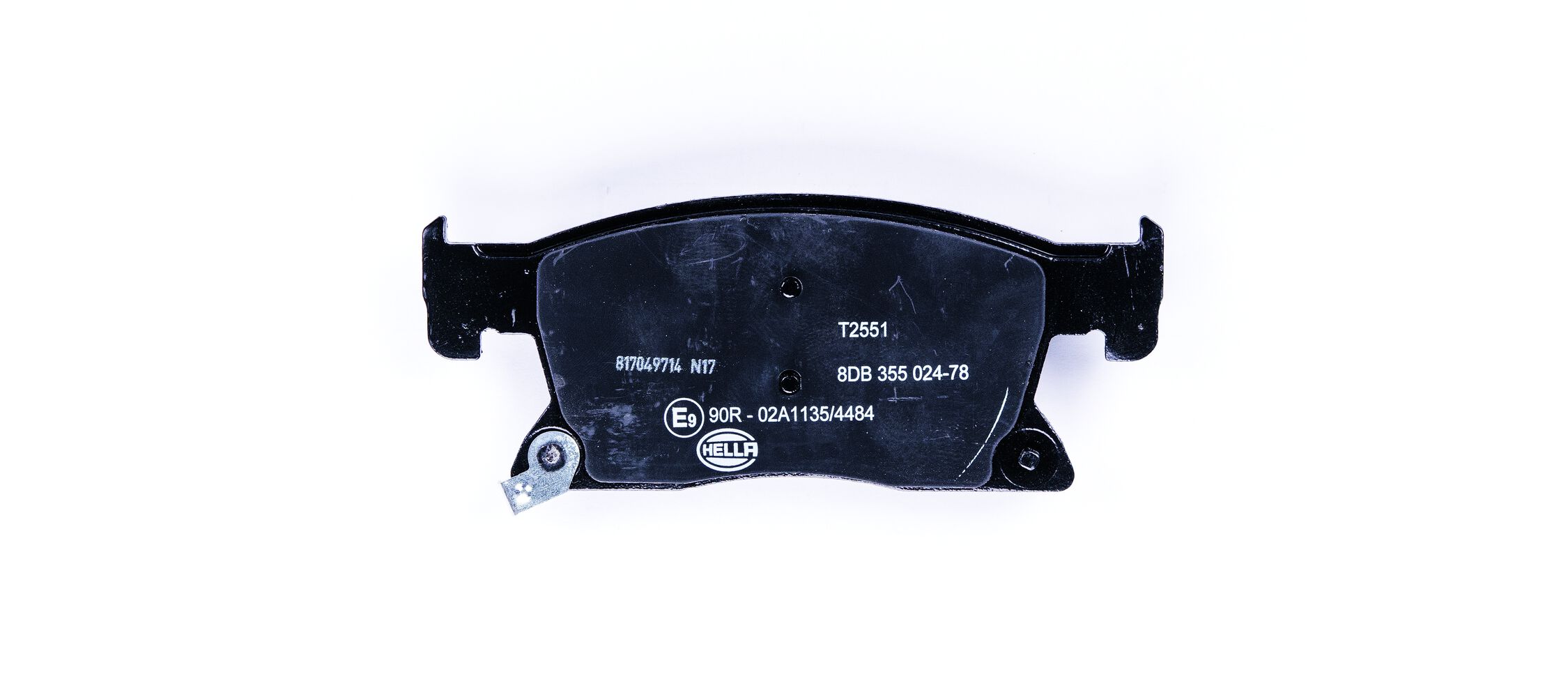 Brake Pad Set, disc brake - 8DB 355 024-781 HELLA