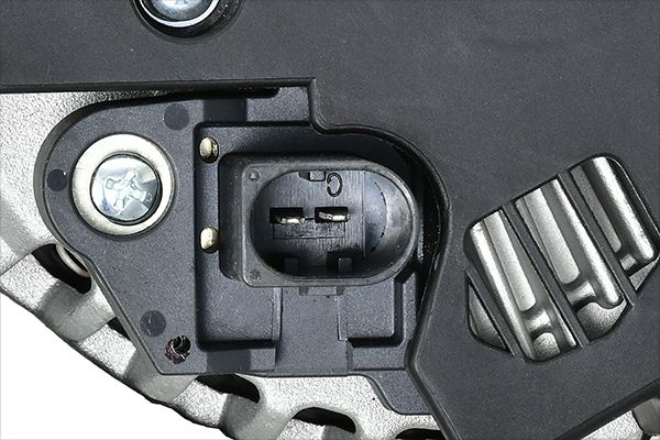 Alternator - 8EL 015 630-641 HELLA
