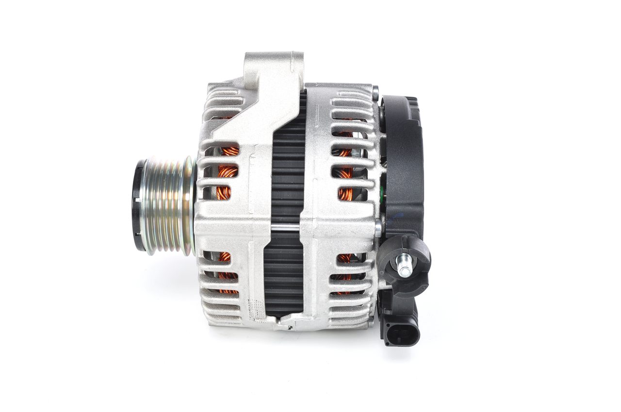 Alternator - 0 121 615 114 BOSCH