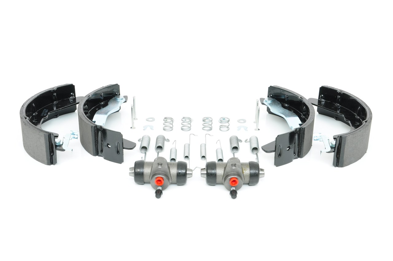 Brake Shoe Set - 0 204 113 596 BOSCH