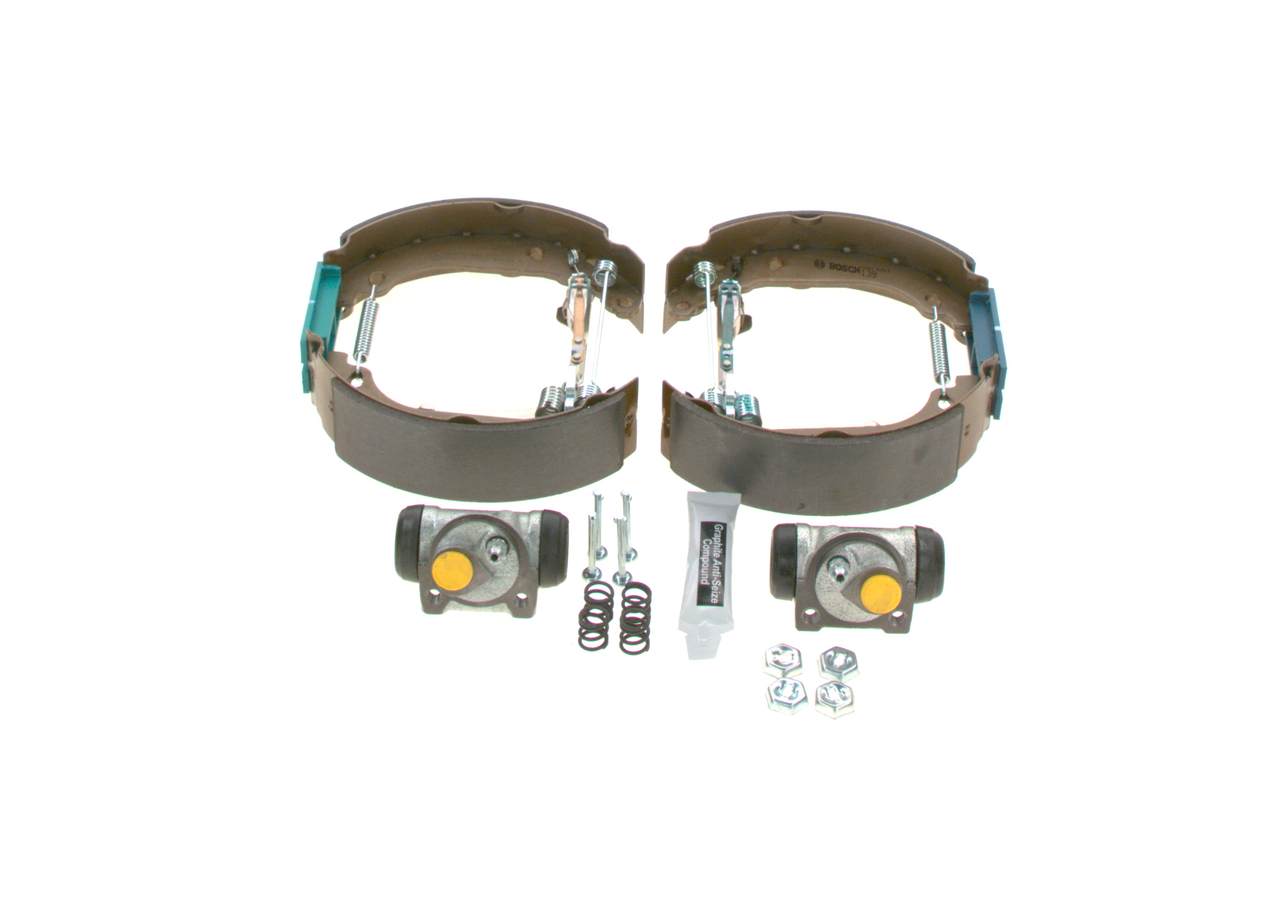 Brake Shoe Set - 0 204 114 012 BOSCH