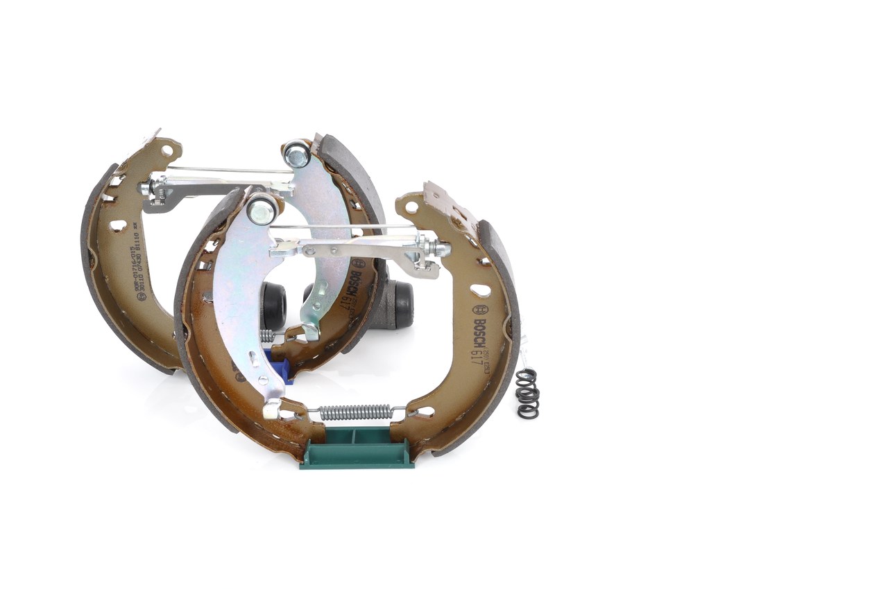 Brake Shoe Set - 0 204 114 127 BOSCH