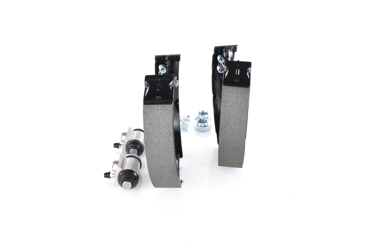 Brake Shoe Set - 0 204 114 181 BOSCH