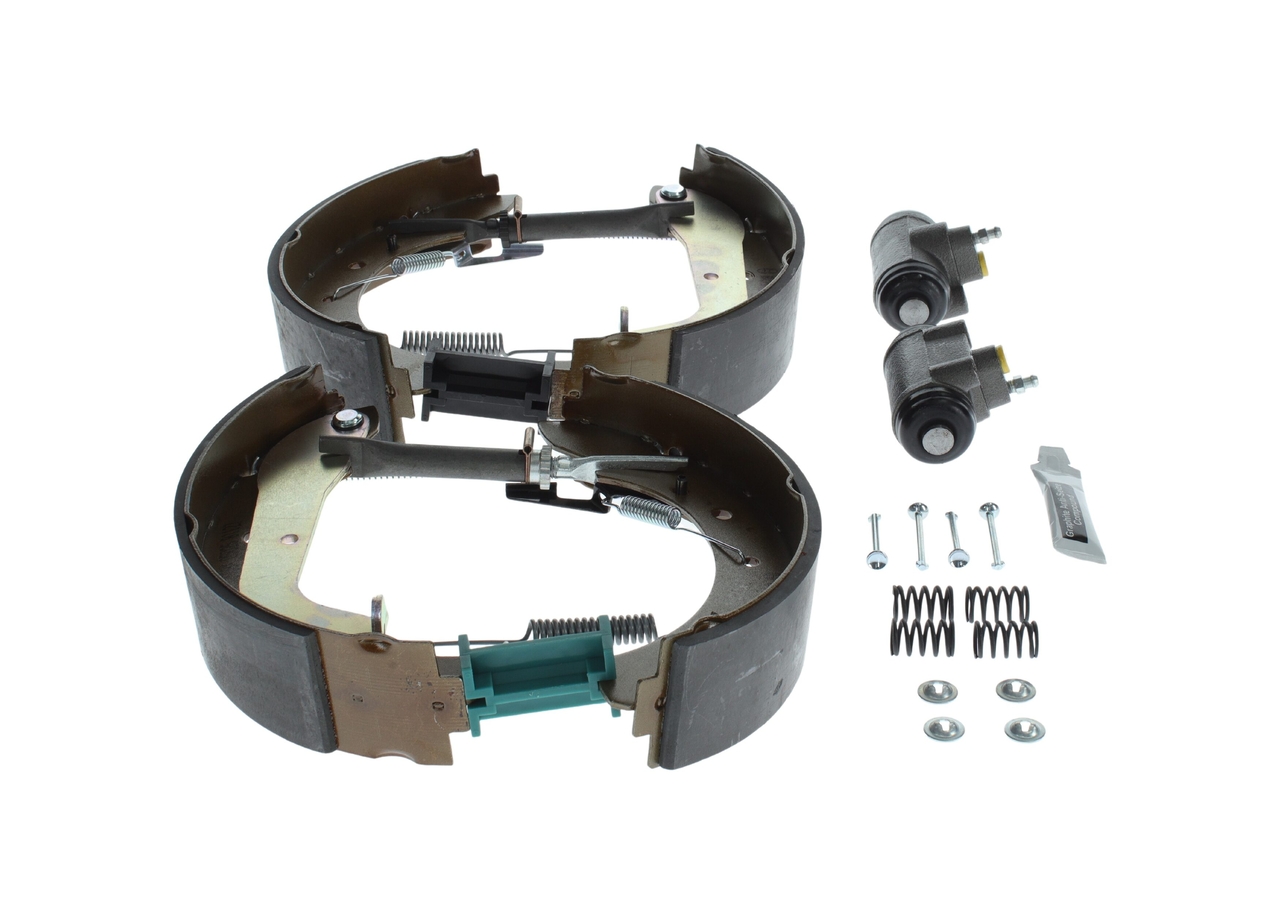 Brake Shoe Set - 0 204 114 530 BOSCH