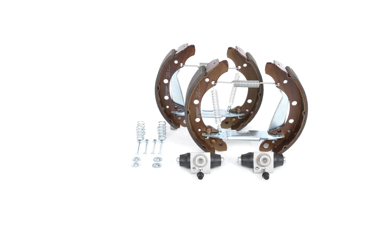 Brake Shoe Set - 0 204 114 547 BOSCH