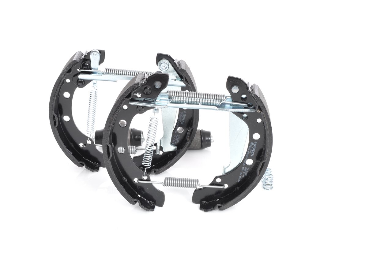 Brake Shoe Set - 0 204 114 579 BOSCH