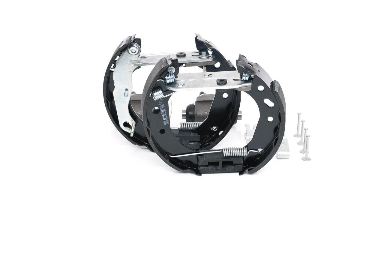 Brake Shoe Set - 0 204 114 586 BOSCH