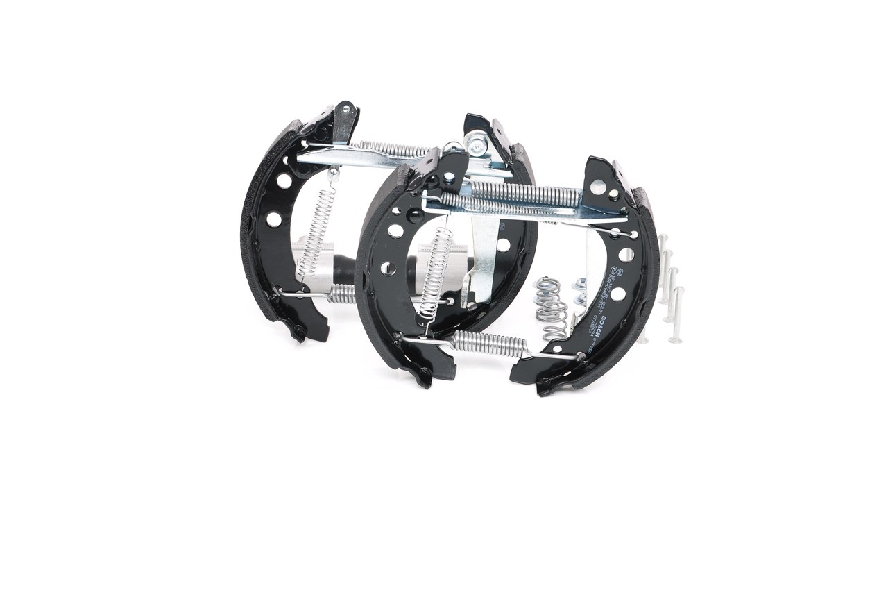 Brake Shoe Set - 0 204 114 590 BOSCH