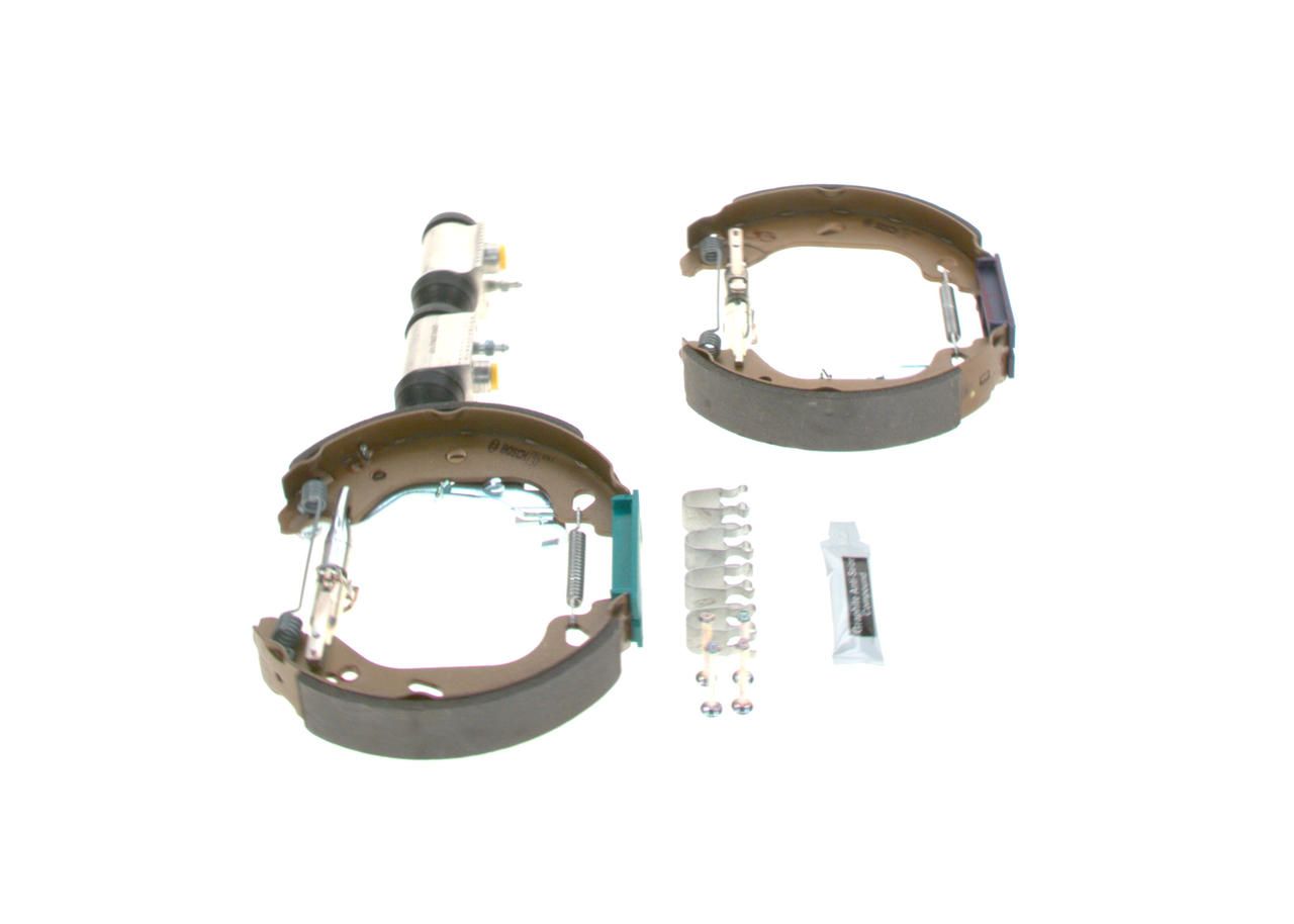 Brake Shoe Set - 0 204 114 618 BOSCH