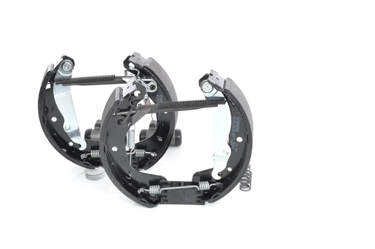 Kit ganasce freno - 0 204 114 630 BOSCH