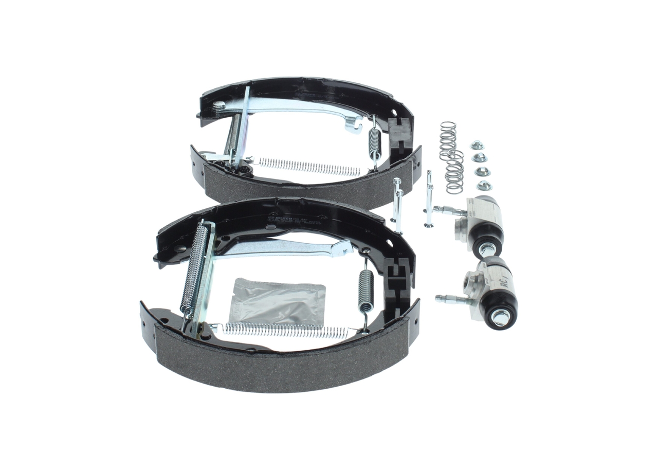 Brake Shoe Set - 0 204 114 635 BOSCH