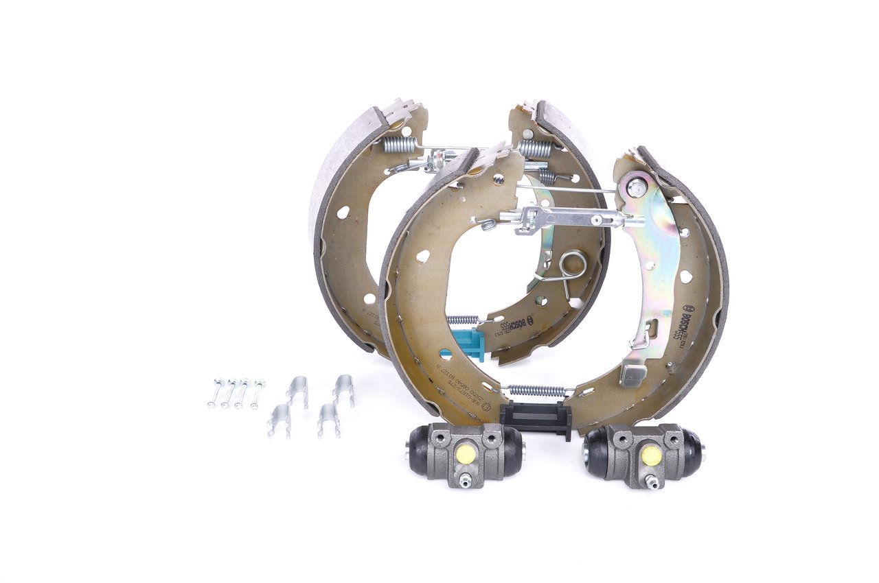 Brake Shoe Set - 0 204 114 646 BOSCH