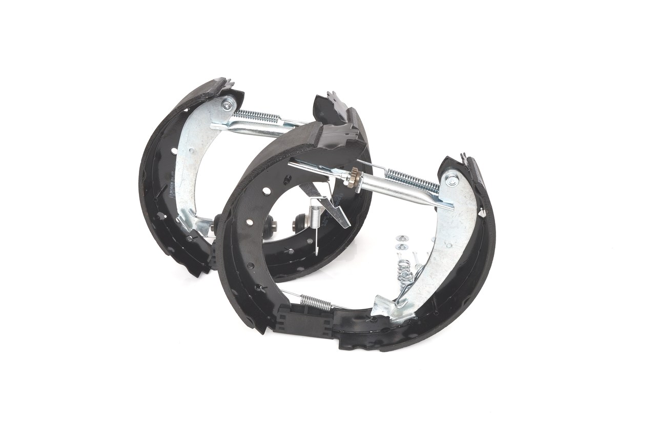Brake Shoe Set - 0 204 114 667 BOSCH
