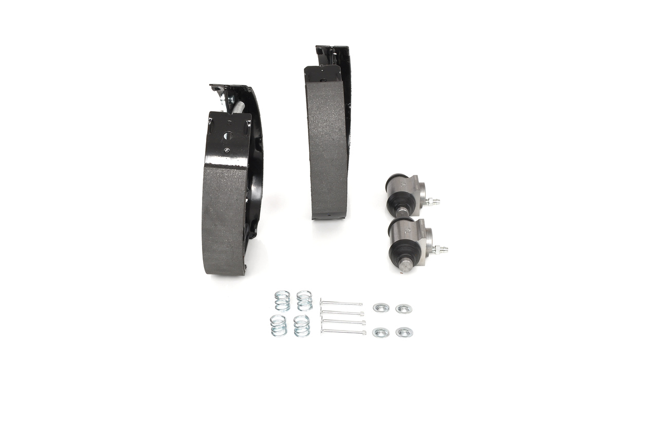 Brake Shoe Set - 0 204 114 675 BOSCH