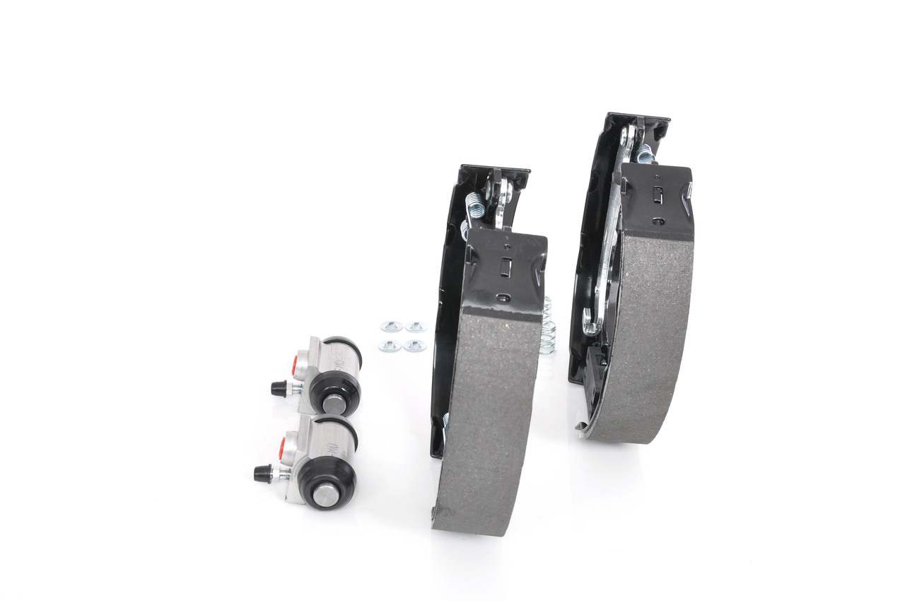 Brake Shoe Set - 0 204 114 679 BOSCH