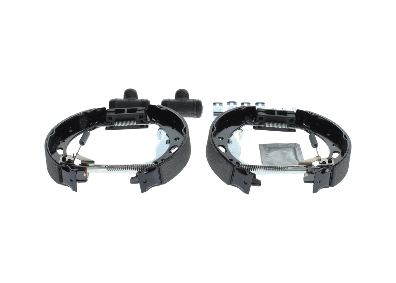 Brake Shoe Set - 0 204 114 681 BOSCH