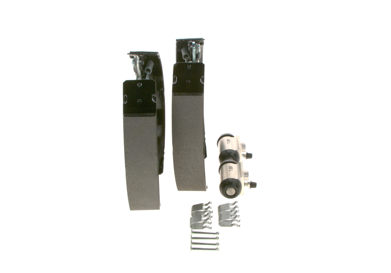 Brake Shoe Set - 0 204 114 695 BOSCH