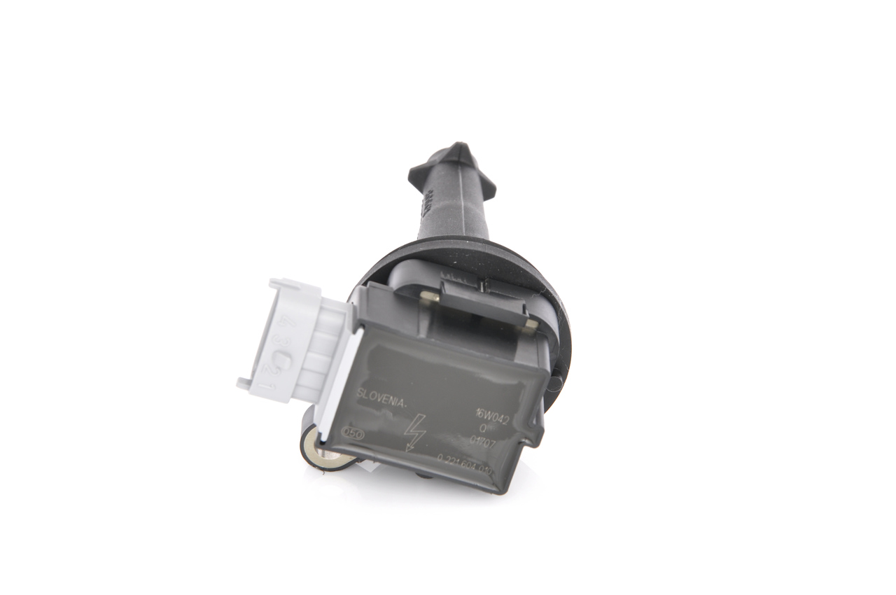 Ignition Coil - 0 221 604 010 BOSCH