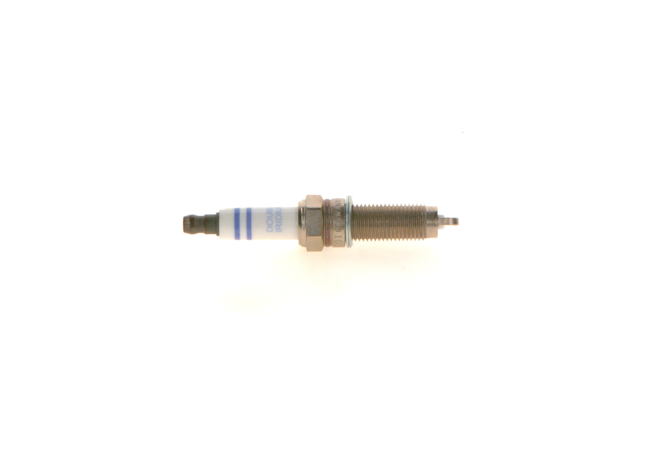 Spark Plug - 0 242 140 528 BOSCH