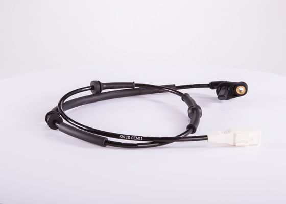 Sensor, wheel speed - 0 265 007 883 BOSCH