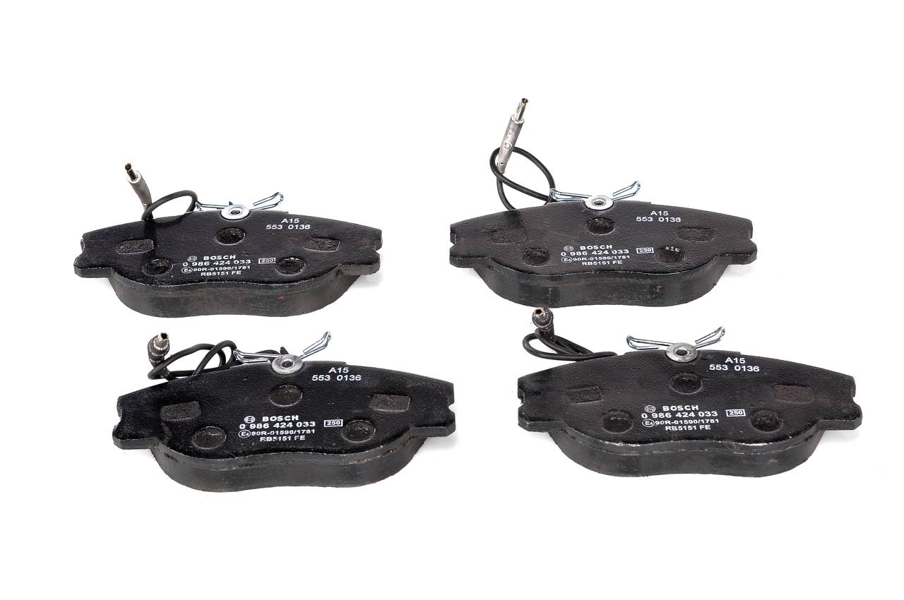 Brake Pad Set, disc brake - 0 986 424 033 BOSCH