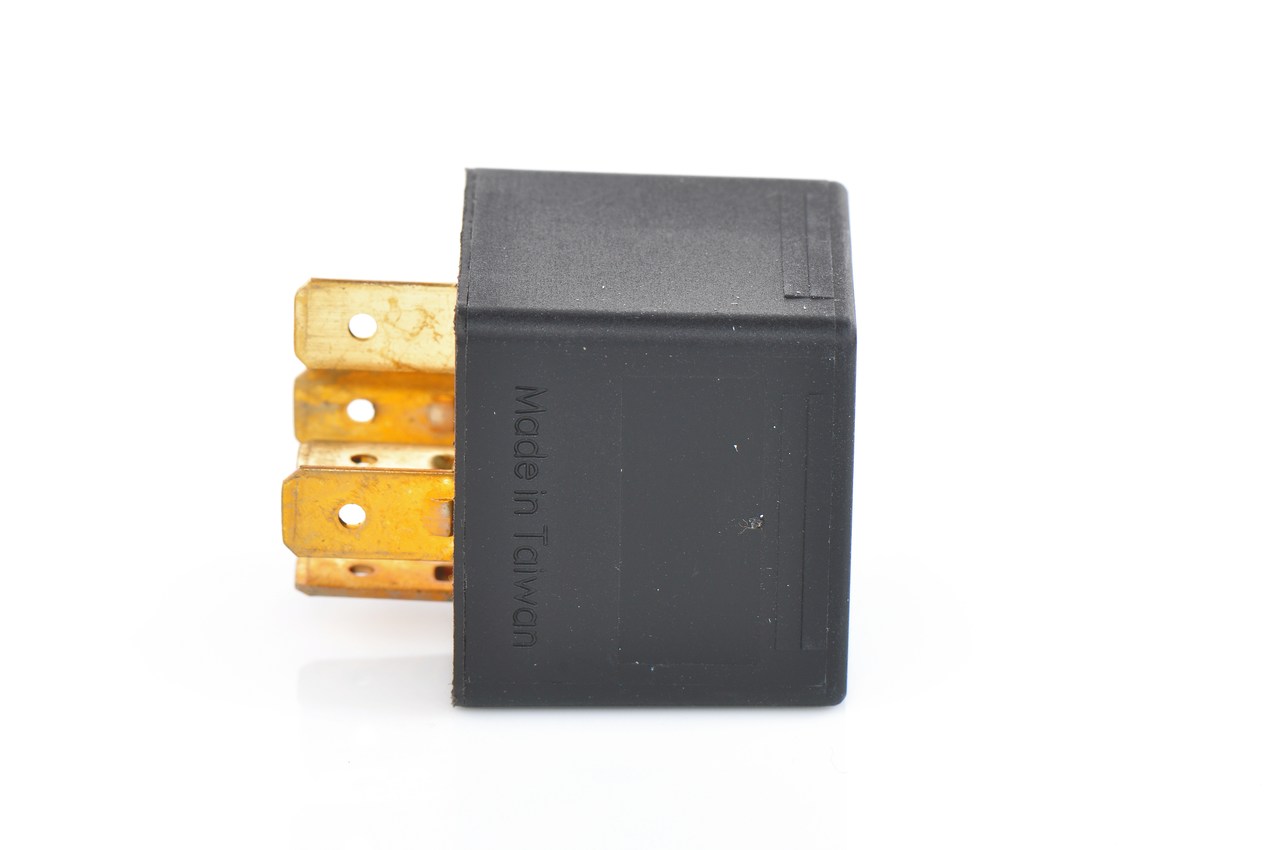 Relay, main current - 0 986 AH0 135 BOSCH