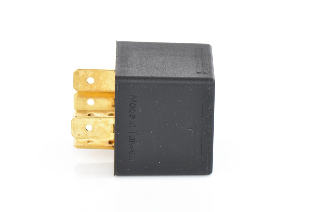 Relay, main current - 0 986 AH0 151 BOSCH