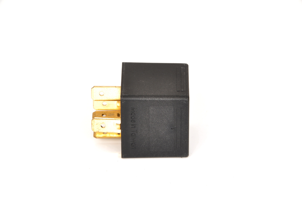 Relay, main current - 0 986 AH0 204 BOSCH