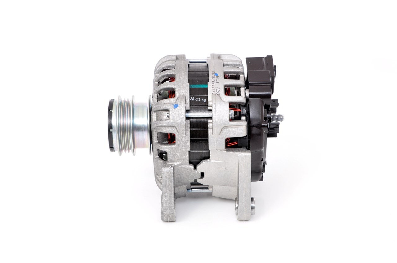 Alternator - F 000 BL0 4DB BOSCH