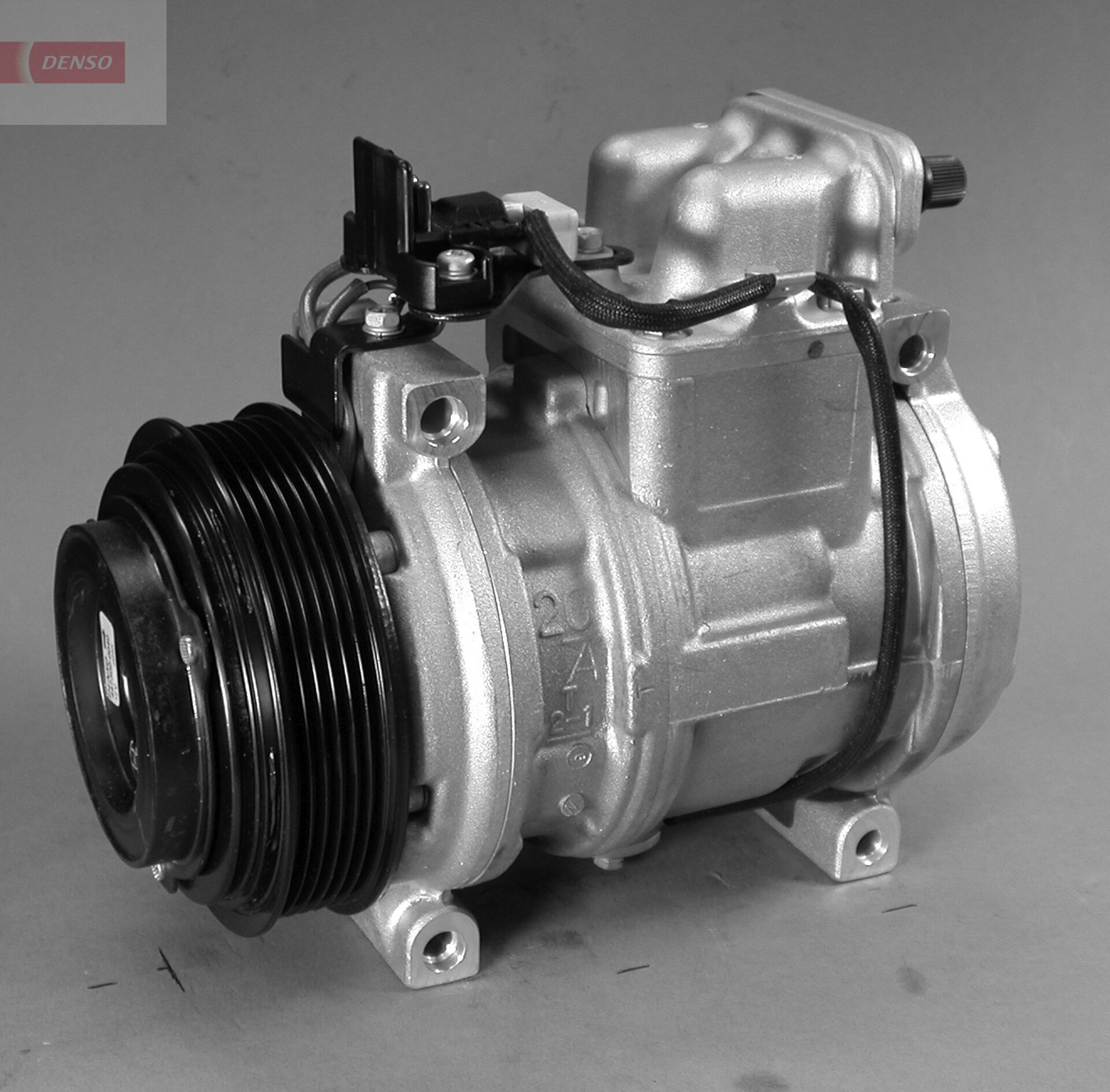 Compressor, air conditioning - DCP17005 DENSO