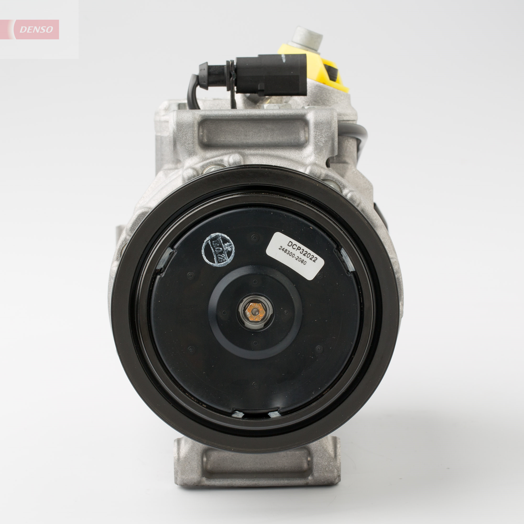 Compressor, air conditioning - DCP32022 DENSO