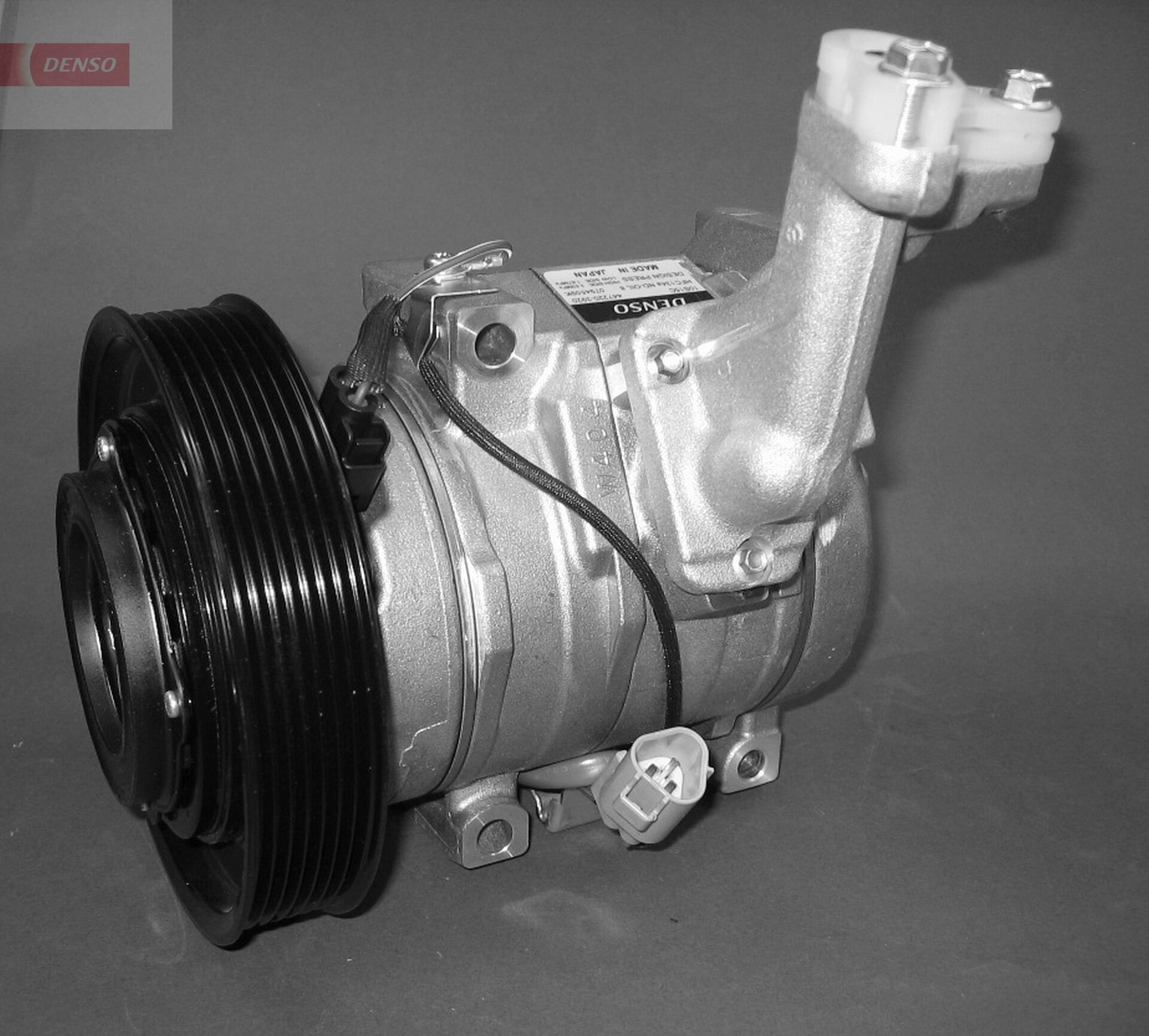 Compressor, air conditioning - DCP50022 DENSO