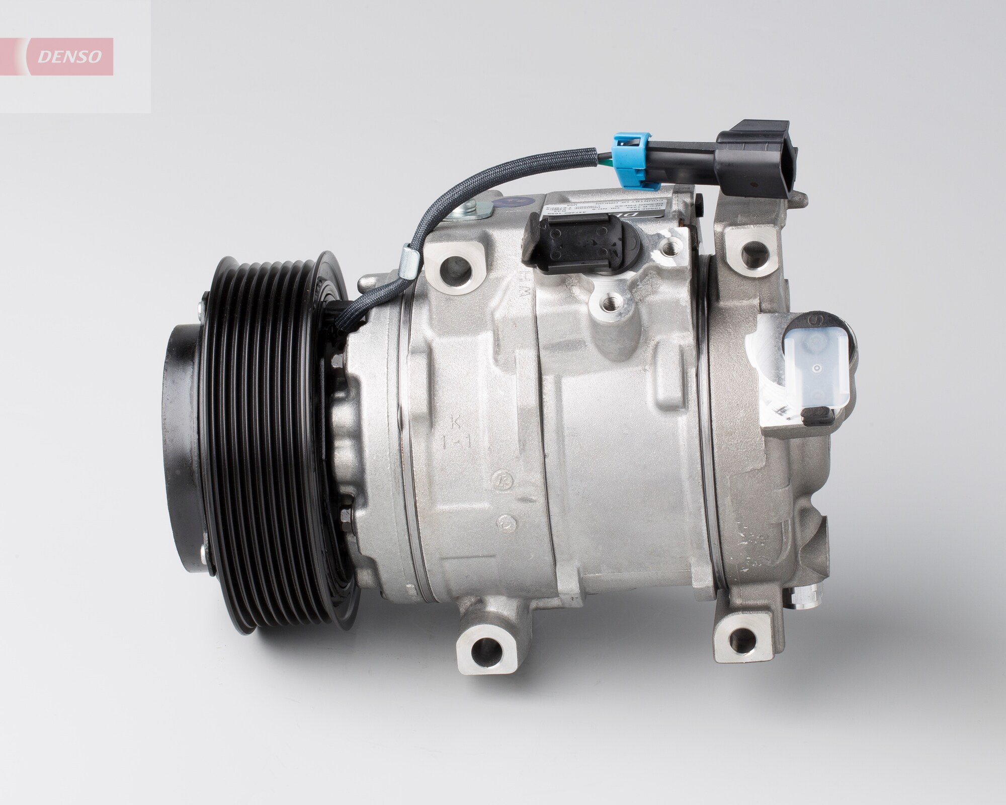 Compressor, air conditioning - DCP99520 DENSO