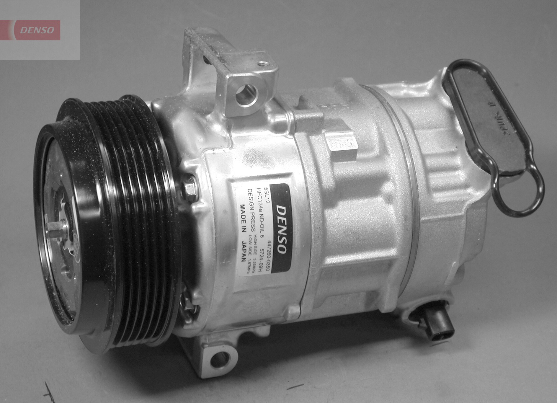Compressor, air conditioning - DCP09017 DENSO