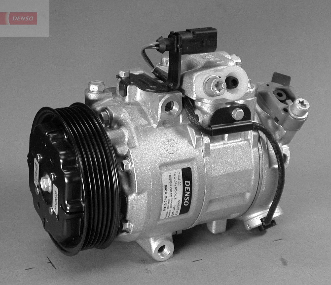 Compressor, air conditioning - DCP27002 DENSO