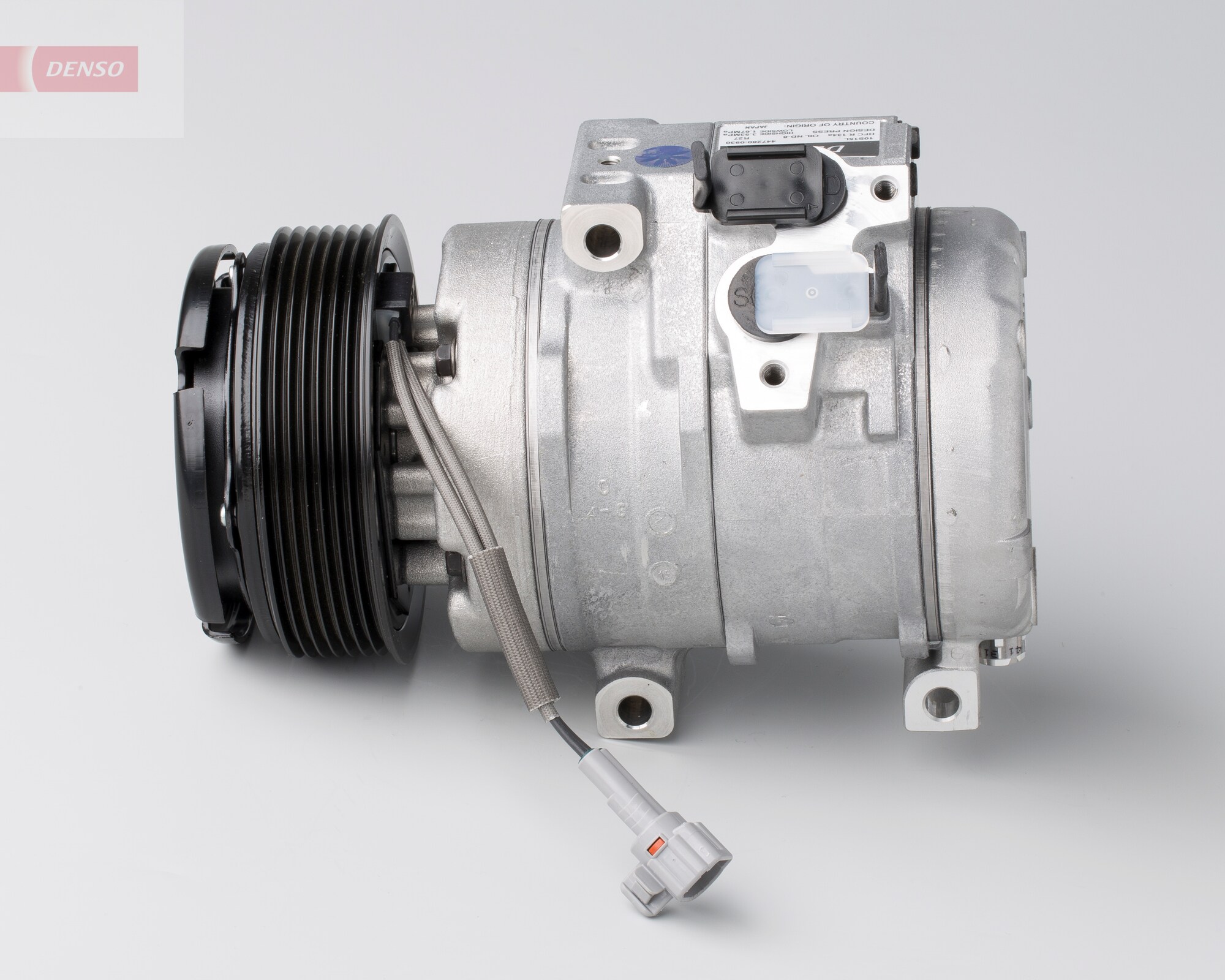 Compressor, air conditioning - DCP36004 DENSO