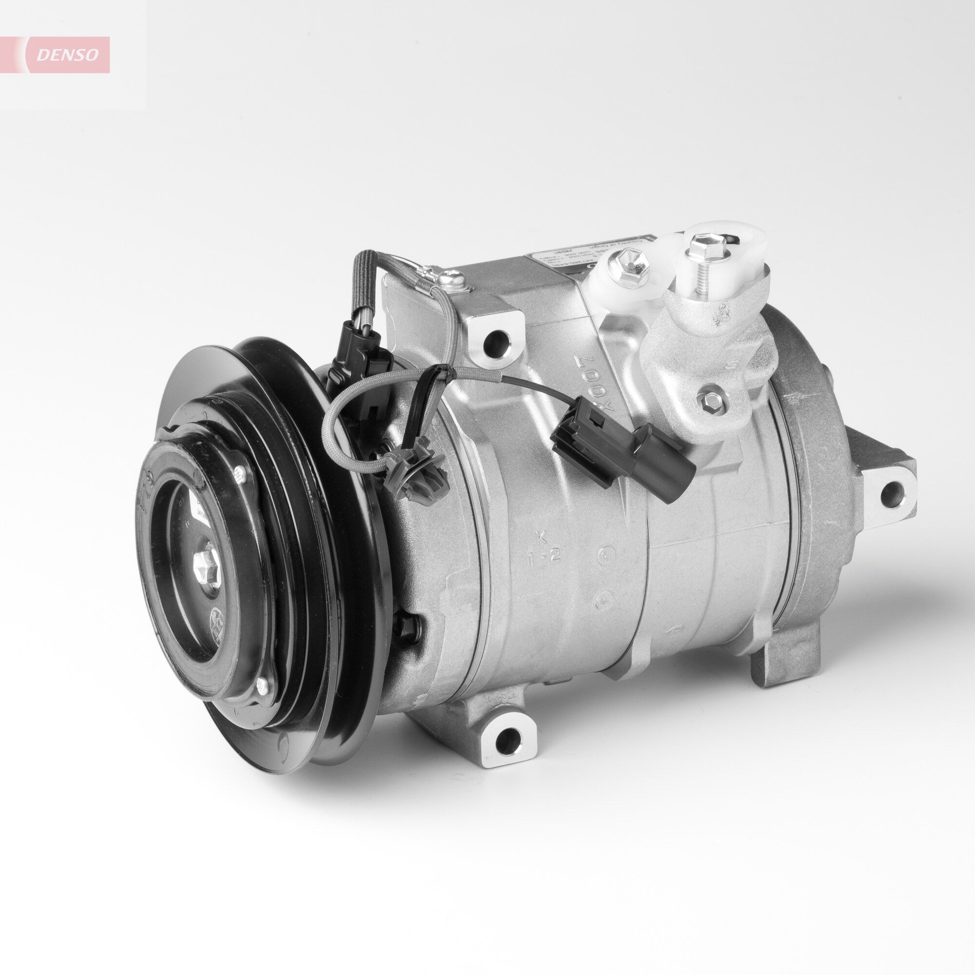 Compressor, air conditioning - DCP45004 DENSO