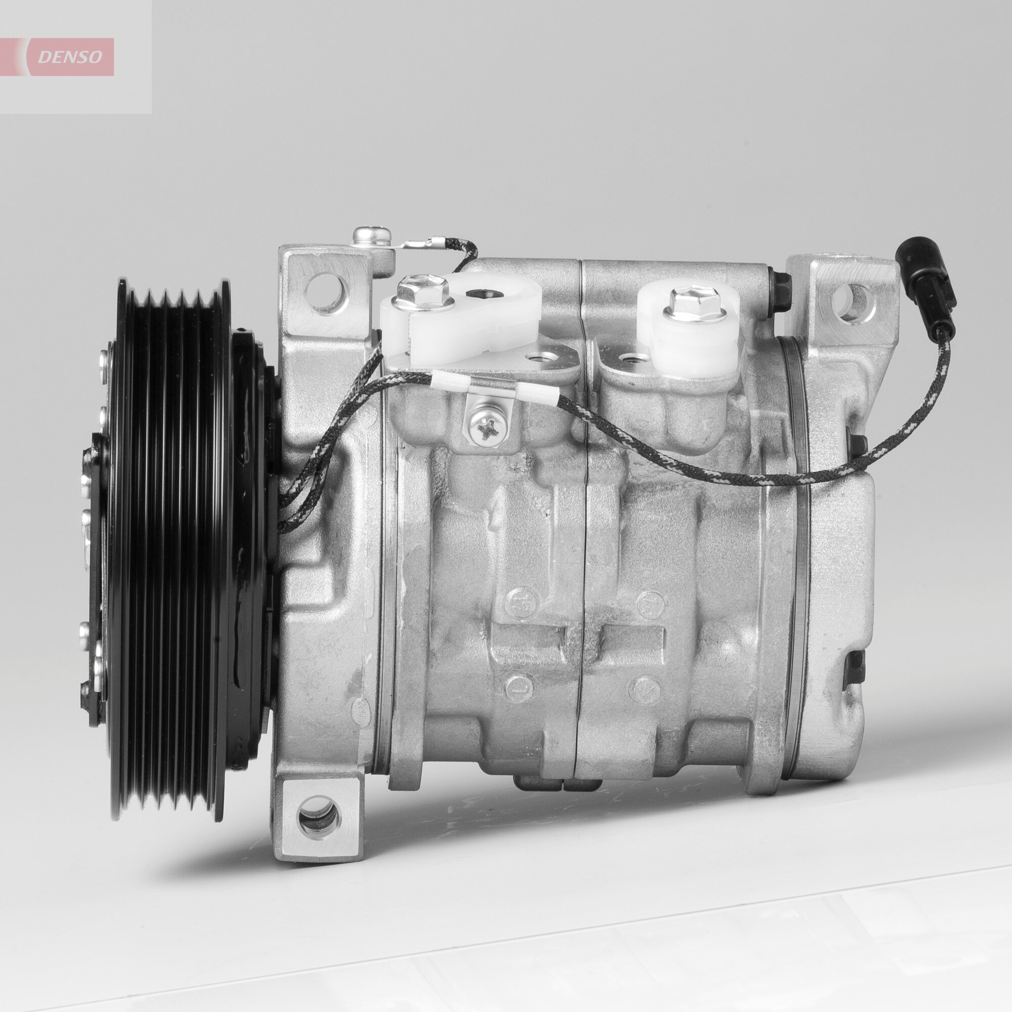 Compressor, air conditioning - DCP47001 DENSO