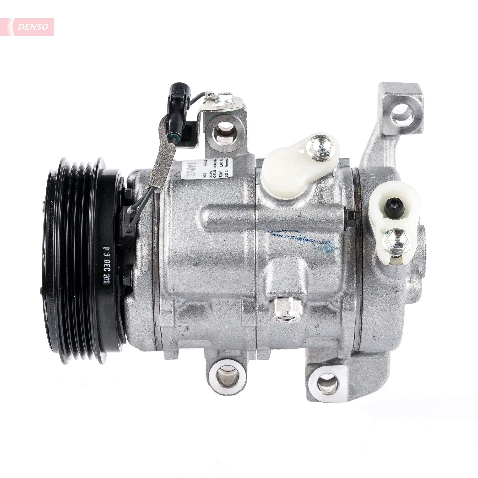 Compressor, air conditioning - DCP47012 DENSO