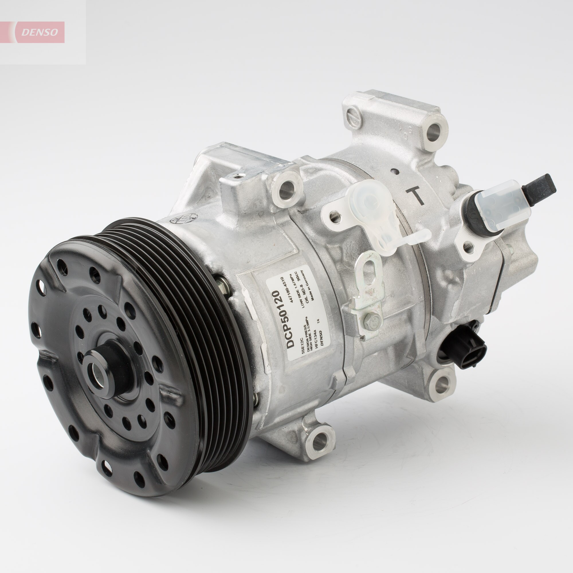 Compressor, air conditioning - DCP50120 DENSO