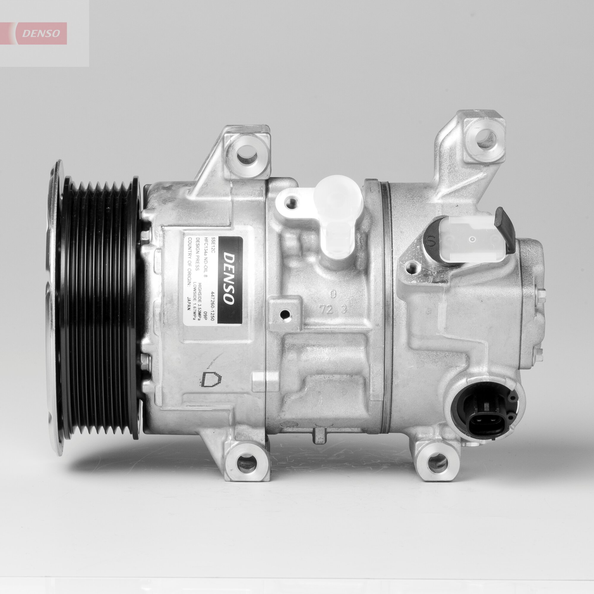 Compressor, air conditioning - DCP50301 DENSO