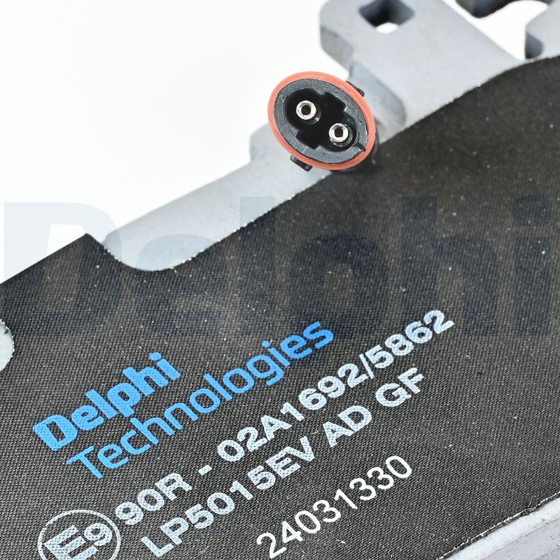 Комплект тормозных колодок, дисковый тормоз - LP5015EV DELPHI