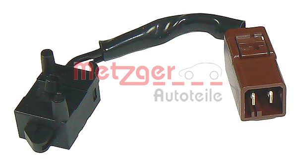 Switch, clutch control (cruise control) - 0911103 METZGER