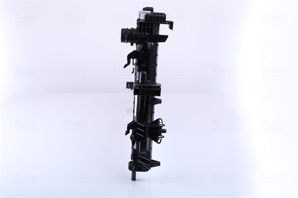 Radiator, engine cooling - 617879 NISSENS